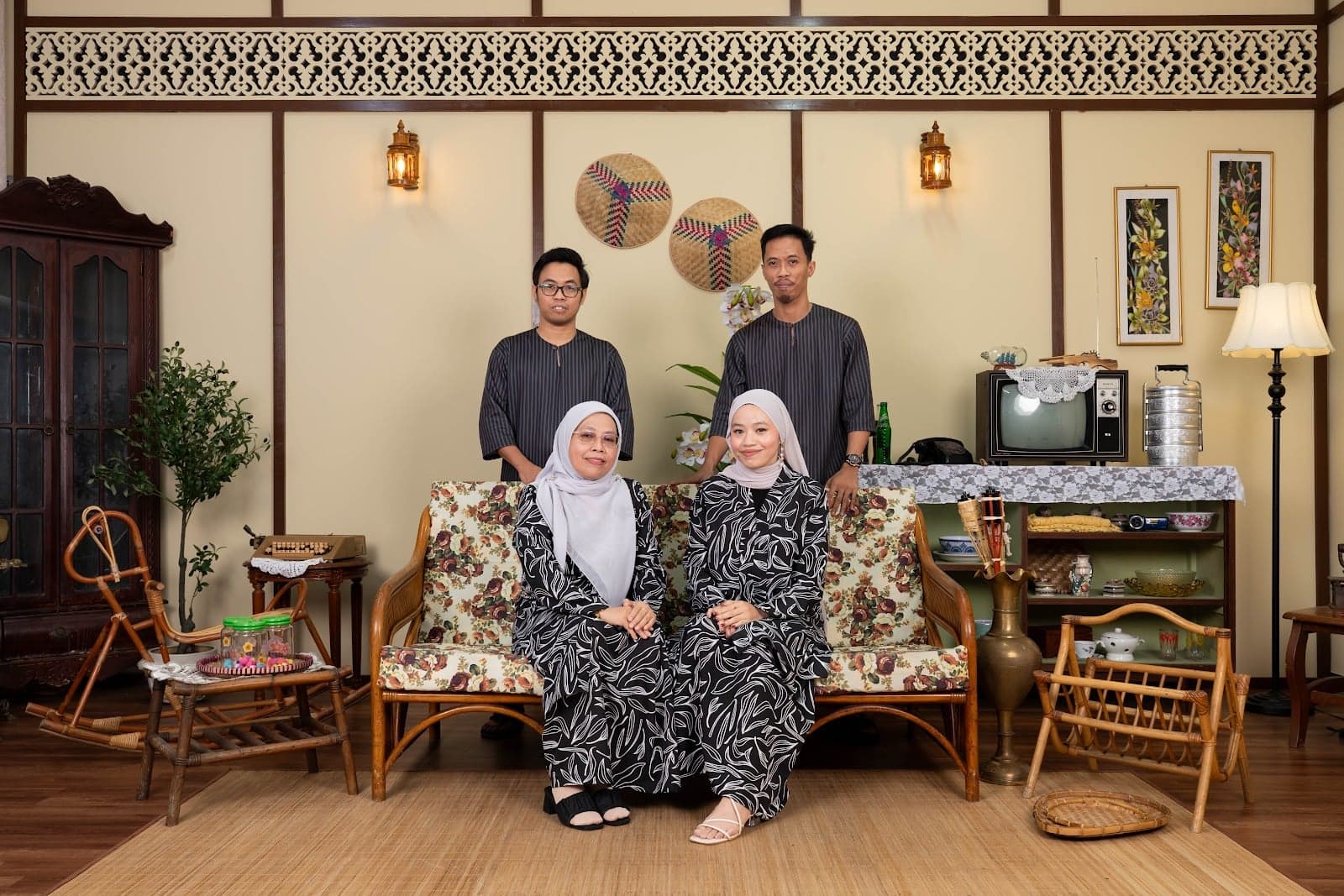 Raya family portraits
